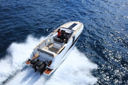 Charter Motorboat Beneteau Flyer 8.8 Dubai Marina