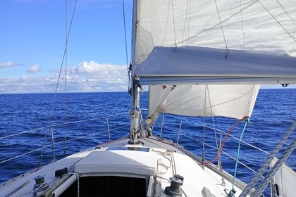 Rental Sailboat Jeanneau Symphonie Arzal