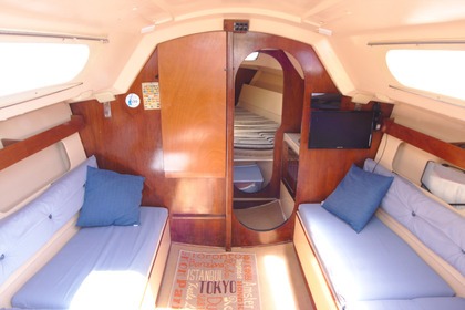 Comar - Comet 800, sailing cabin