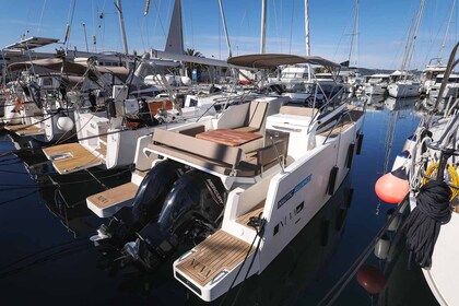 Miete Motorboot NUVA YACHTS M9 Biograd na Moru