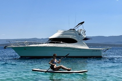 Rental Motorboat Riviera Riviera 37 Bol