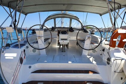 Rental Sailboat Bavaria Bavaria Cruiser 51 Alimos