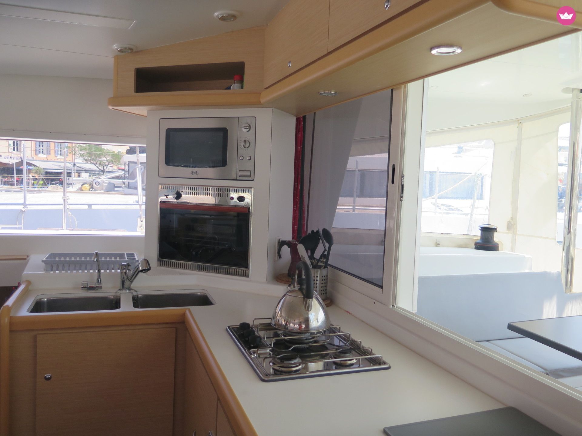 Catamaran BENETEAU LAGOON 400 11.97m 5