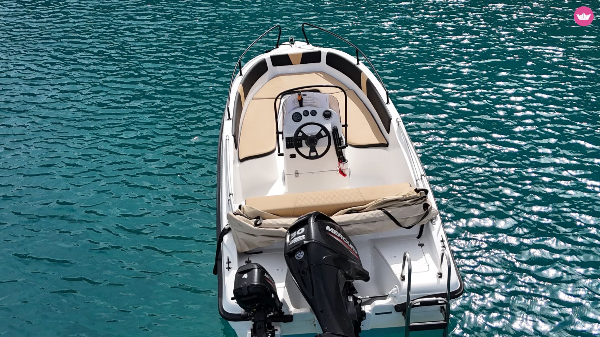 Bateau à moteur Nireus Milos Island Explorer Boat Nireus 6