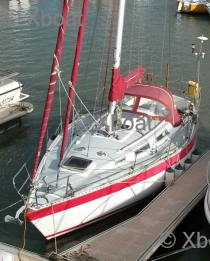 Charter Sailboat Wauquiez Gladiateur Arzal