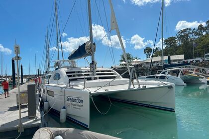 Charter Catamaran Rorbertson & Caine Leopard 46 with A/C Whitsunday Islands