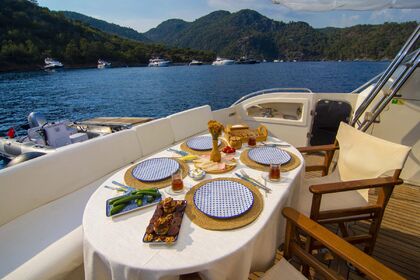 Hyra båt Motorbåt Ferretti Ferretti 620 Turkiet