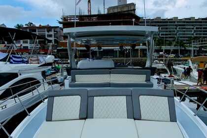 Luxurious Cruiser 44