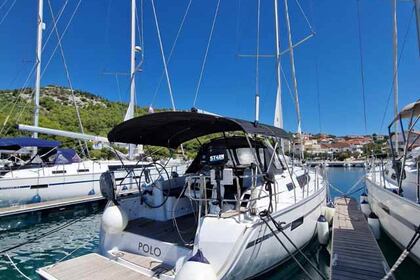 Miete Segelboot Bavaria Yachtbau Bavaria Cruiser 37 - 3 cab. Pula