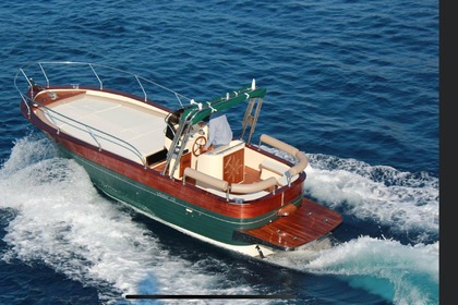 Rental Motorboat Cantieri Tirrenia Viveur 28 Vietri sul Mare