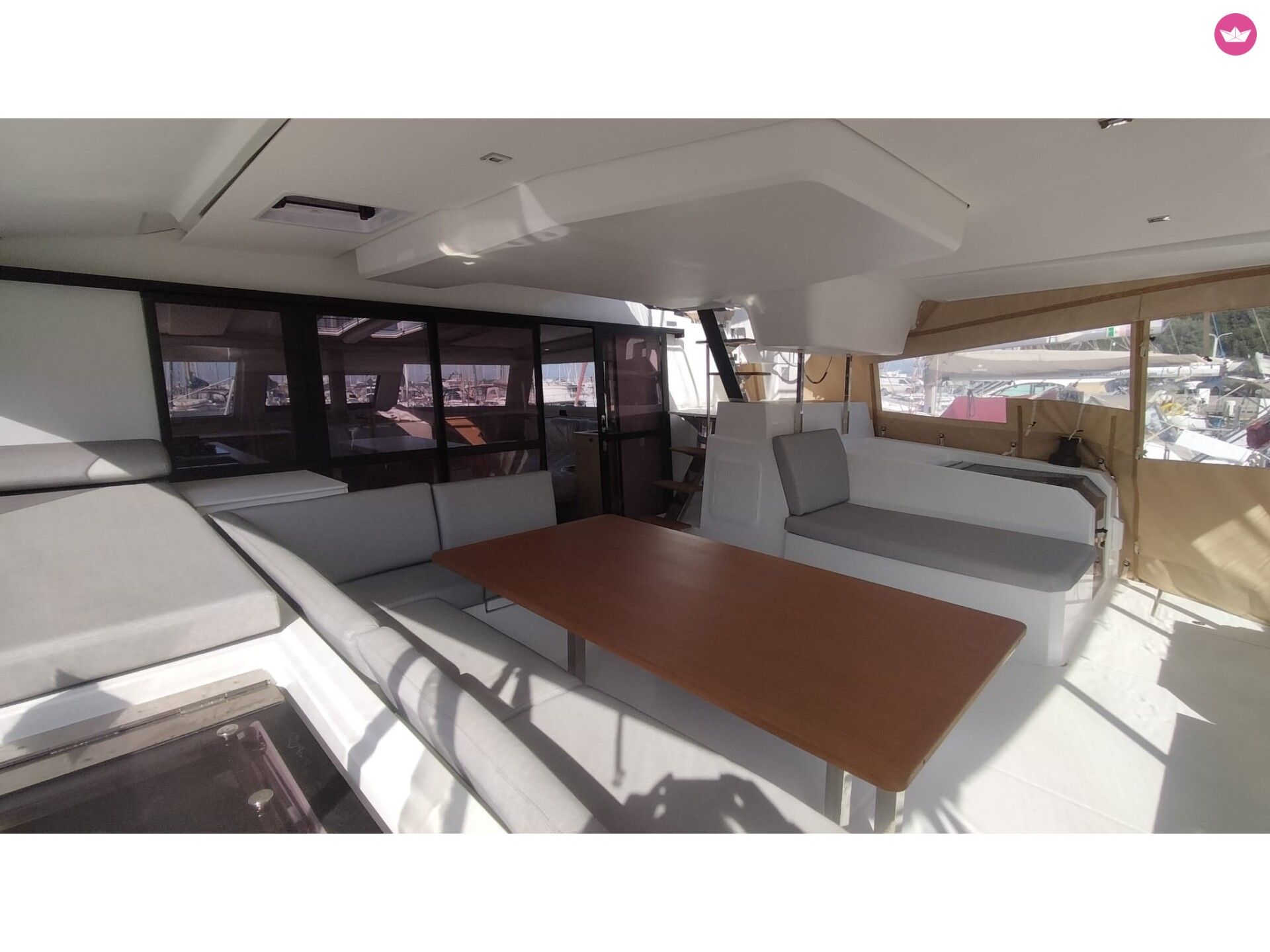 Catamaran Aura 51 15m 3