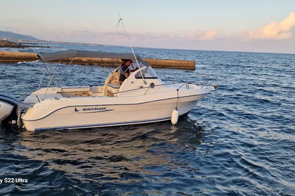 Noleggio Barca senza patente  Quicksilver 750 Week-end Avola