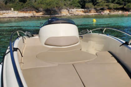 Location Bateau à moteur Clear Aries XL Cannes