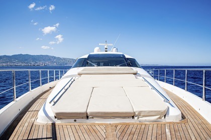 Soaris Aicon 82 - Sail the dream. Live the experience.