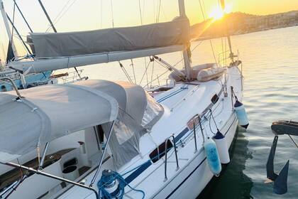 Bavaria 42 (2007) Yacht Charter in Salamina