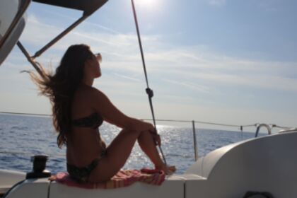 Tuscany sailboat housing & cruising