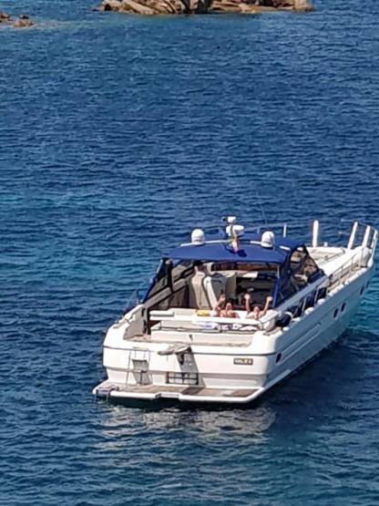 Charter Motorboat Cantieri Navali Del Golfo Ipanema 53 Naples