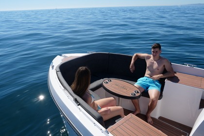 Maxima 640 (Licencia de navegación) NEW 2024-10PAX