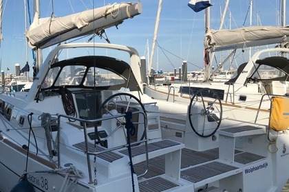 Alquiler Velero Beneteau Oceanis 38 Cadzand