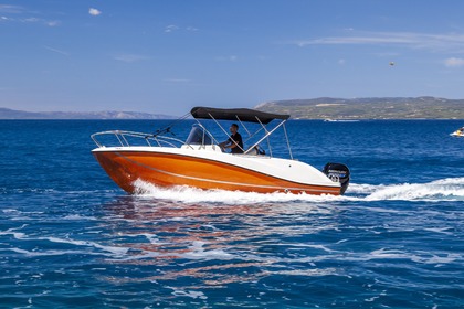 Verhuur Motorboot Quicksilver Quicksilver 675 open Makarska