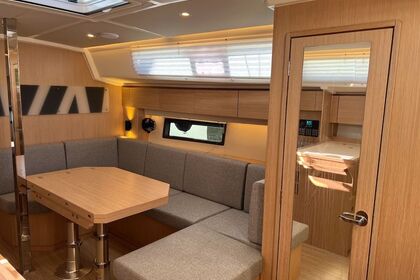 BAVARIA C42 Style