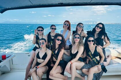 Luxurious Sea Ray 42