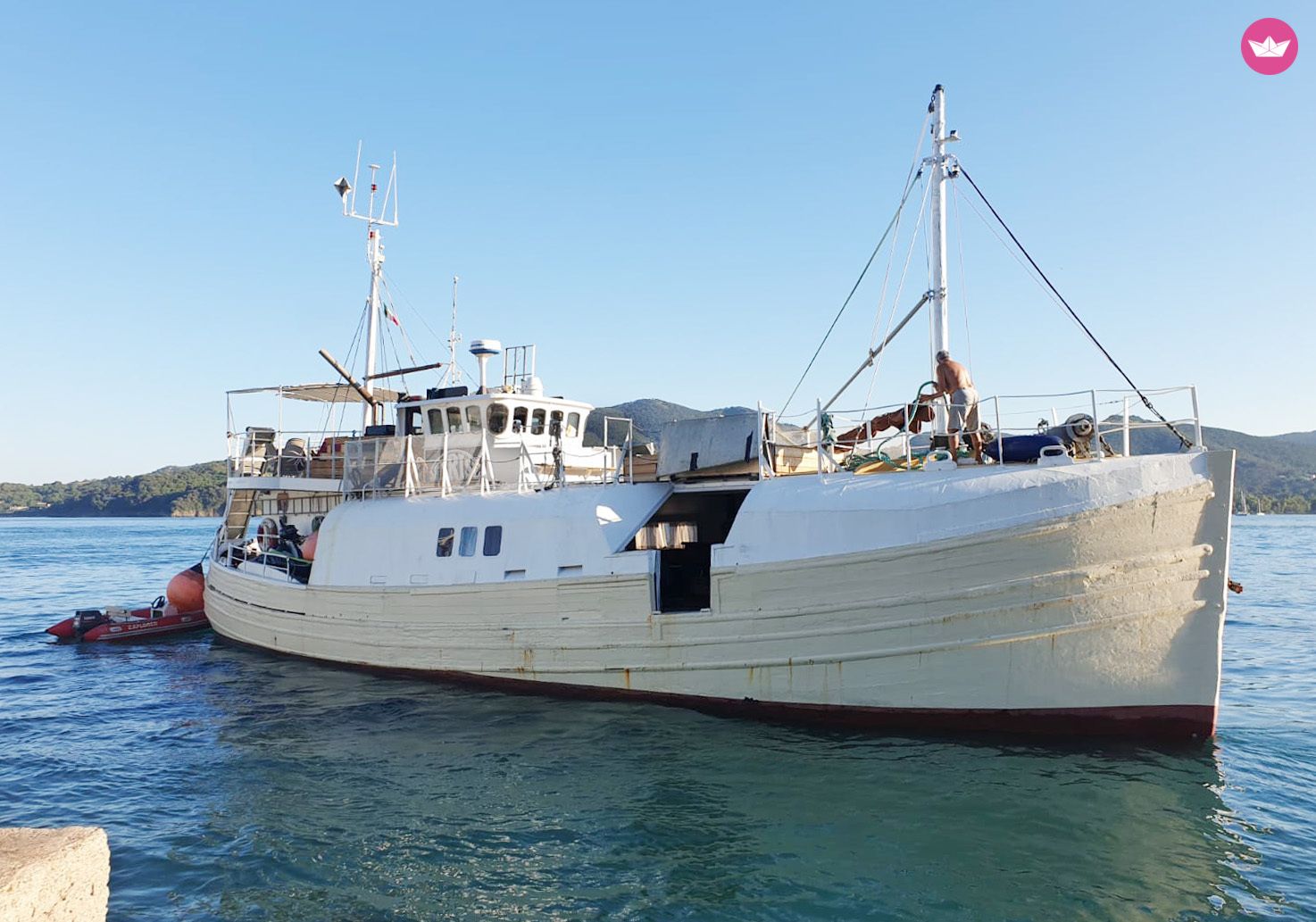 Charter motorboat in Antibes  
