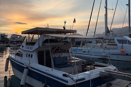 Rental Motorboat Rio 1000Fly Bar