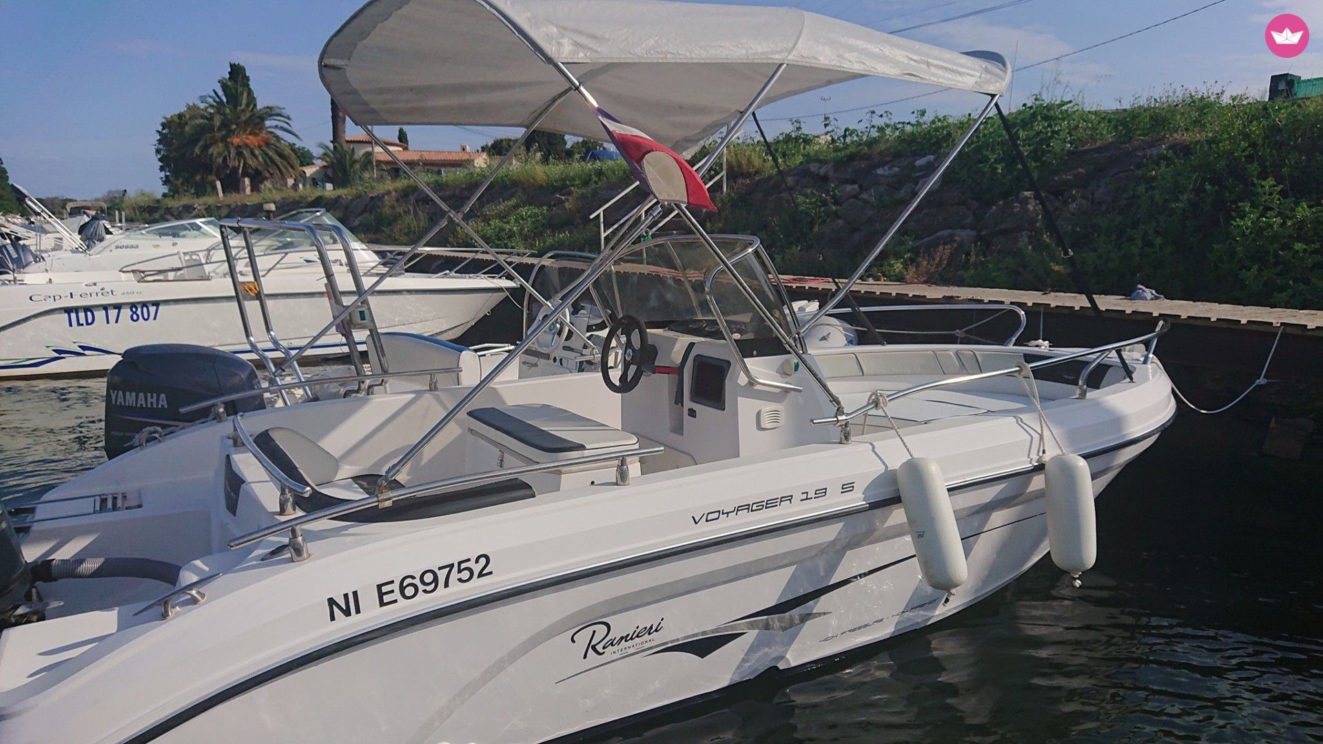 Ranieri Voyager 19 S in Hyères for hire