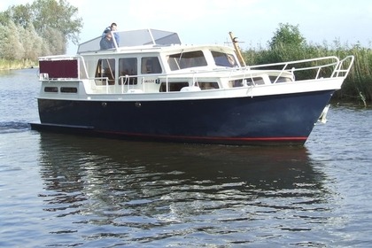 Rental Houseboat Pikmeer 1100 Koudum