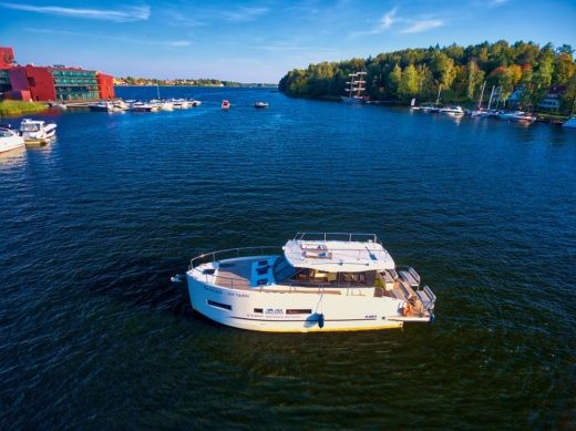 Аренда Futura 36 в Гижицко - Click&BoatЧастная аренда яхт с «Click&Boat»Частная аренда яхт с «Click&Boat»