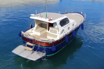 Charter Motorboat Tecnonautica Jeranto Marina del Cantone