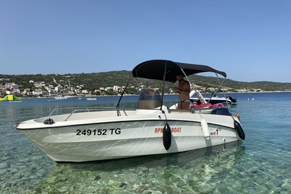 Charter Motorboat Karnic 555 Sevid
