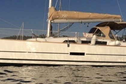 Noleggio Barca a vela Dufour 350 GRAND LARGE Hyères