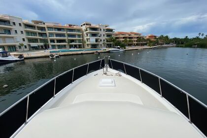 Hatteras 53' Classic