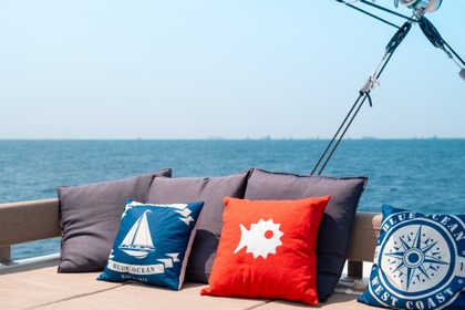 CATAMARAN CHARTER COSTA BRAVA