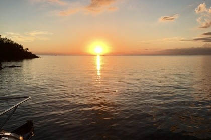 Comet 383 - Charternautica