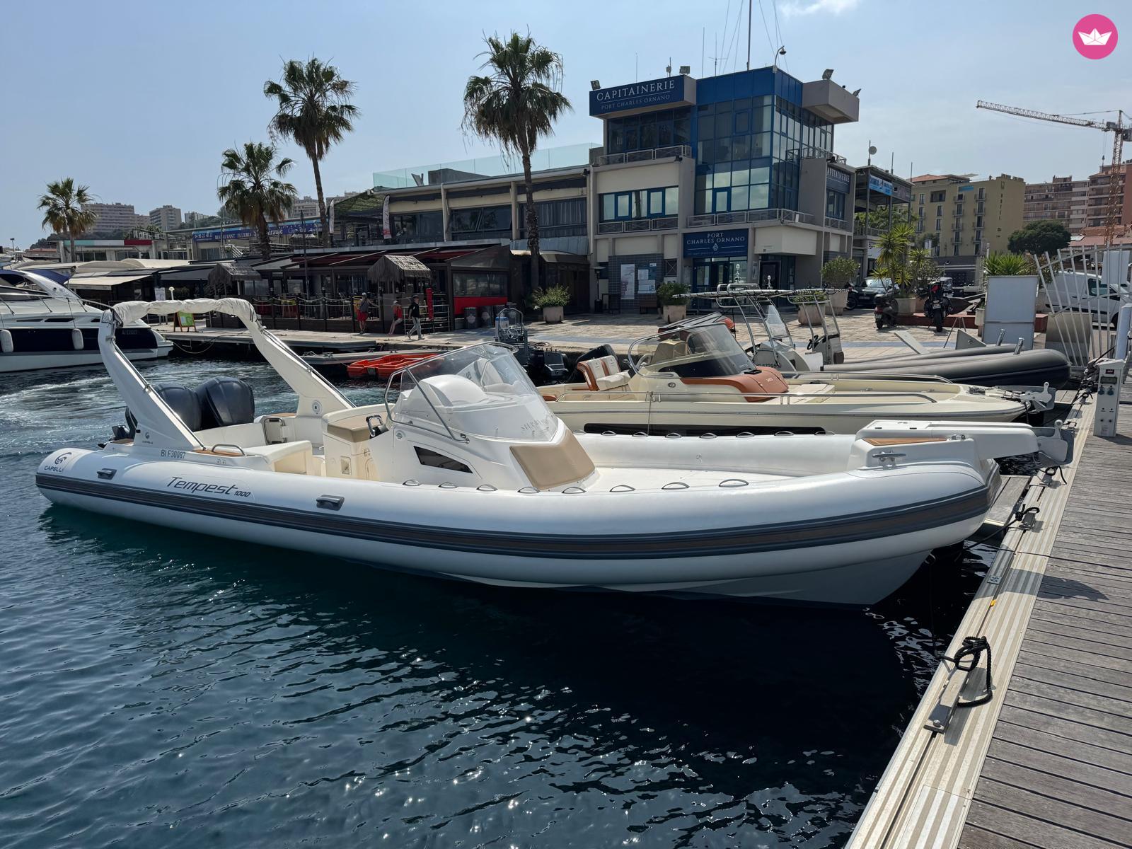 Semi-rigide Capelli Tempest 1000 600cv