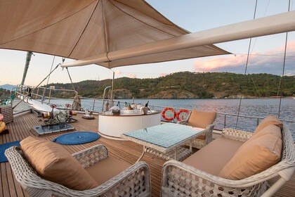 Luxury 35 Meter Gulet Charter in the Aegean