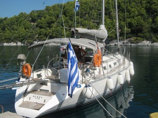 triton 48 yacht