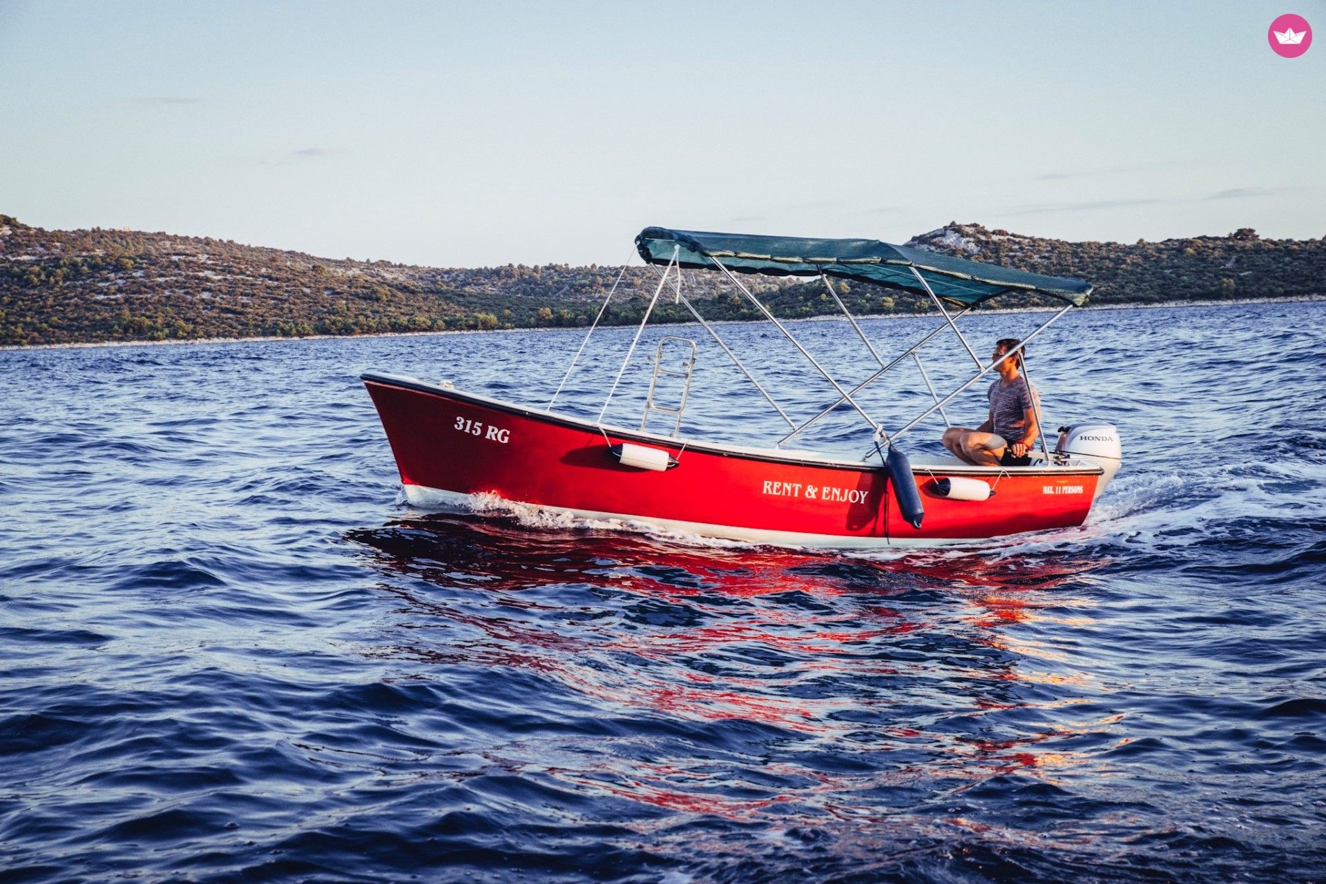 Bateau à moteur Pasara Lajbot 8cv 4