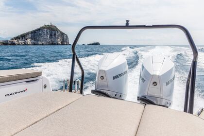 Miete Motorboot Axopar 37 Neapel