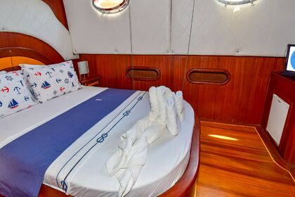 Noleggio di Goleta con 6 Cabine a Marmaris