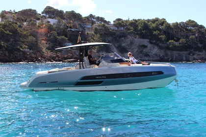 Location Bateau à moteur INVICTUS GT 320 Port Adriano