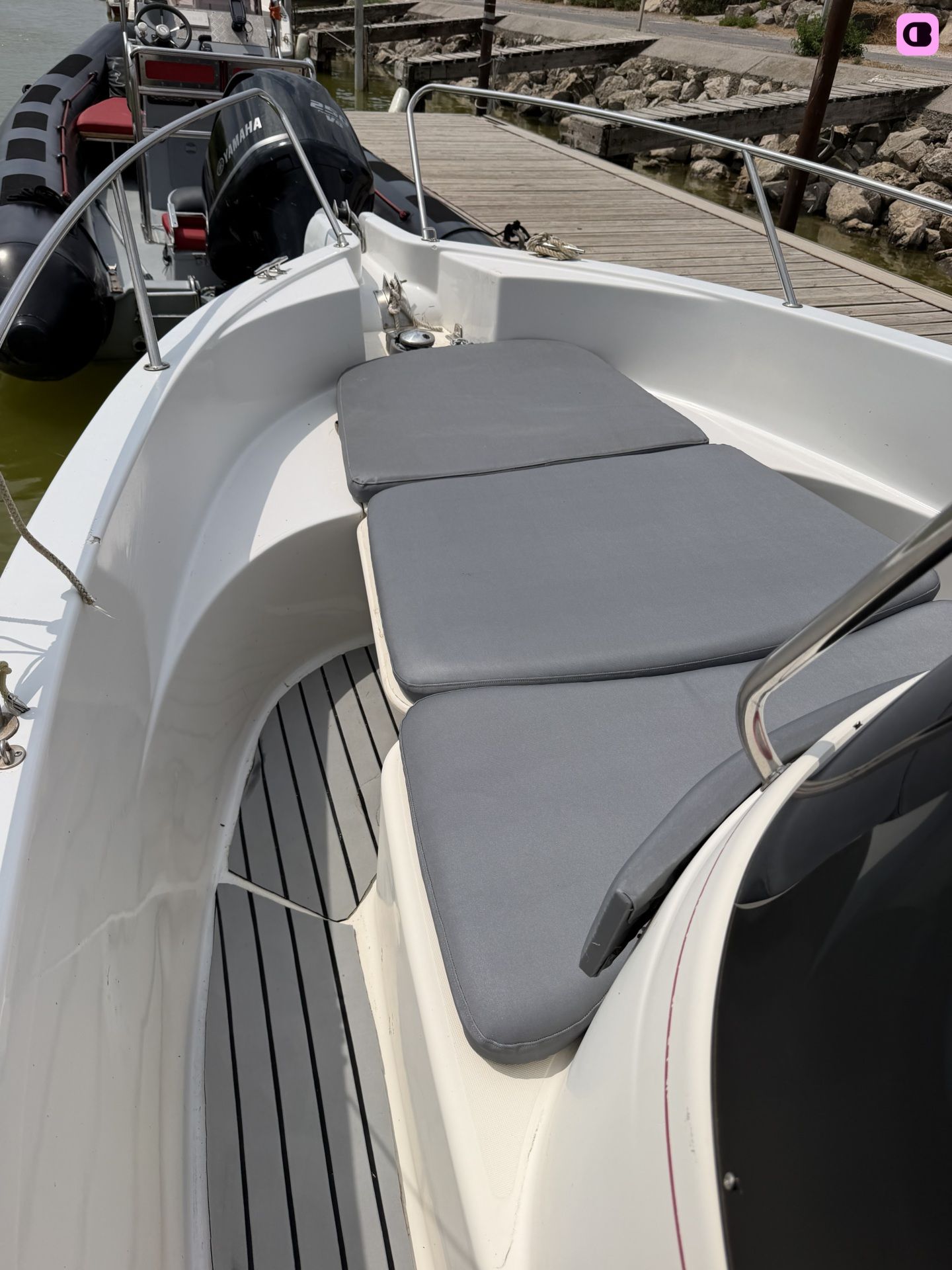 Bateau à moteur Jeanneau Cap Camarat 705 200cv 7