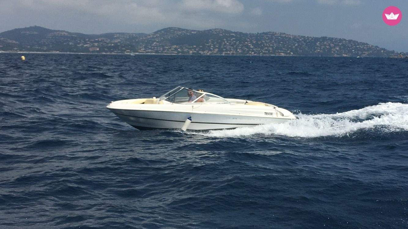 Rental Bayliner Capri