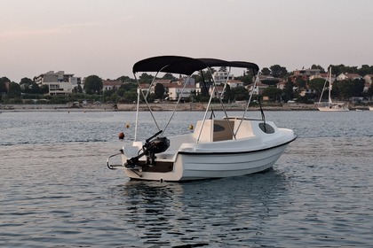 Aluguel Barco sem licença  Adria 500 cabin Pula