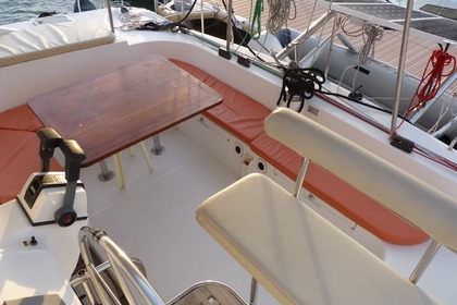 Location Catamaran LAGOON 410 Le Grau-du-Roi