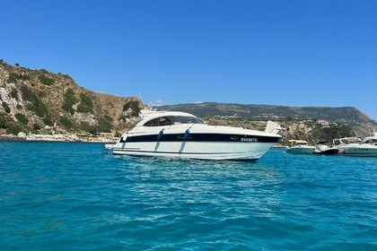 Charter Motorboat Bavaria Bavaria 42HT Gioia Tauro