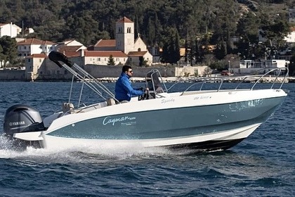 Charter Boat without licence  Speedy Cayman 585 open Salerno